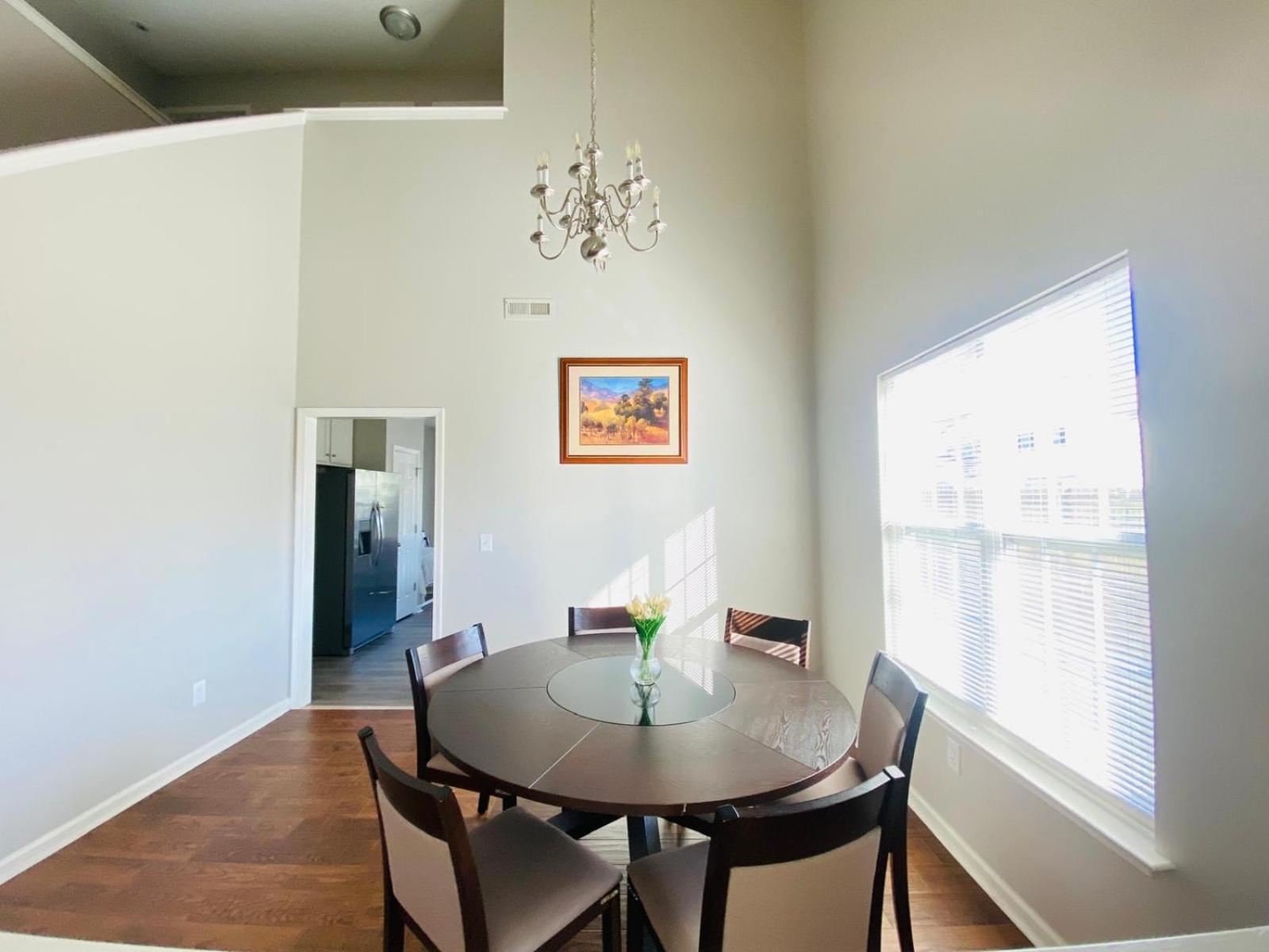 Spacious Room With Shared Bathroom Raleigh Bagian luar foto